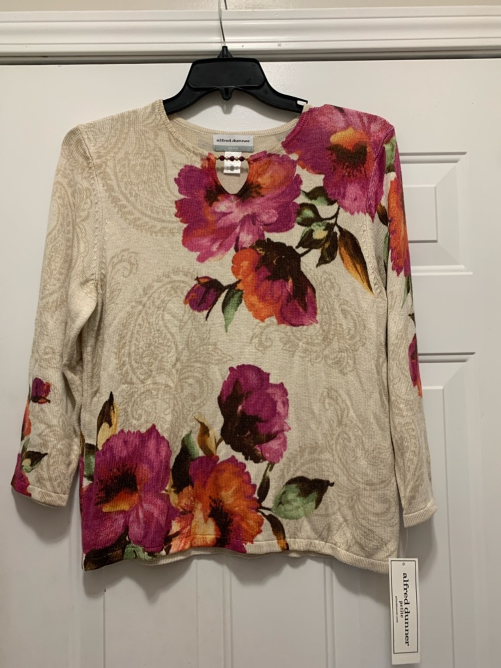 3/$15 NWT Alfred Dunner Cream Floral Keyhole Neck Petite Knit Sweater Top